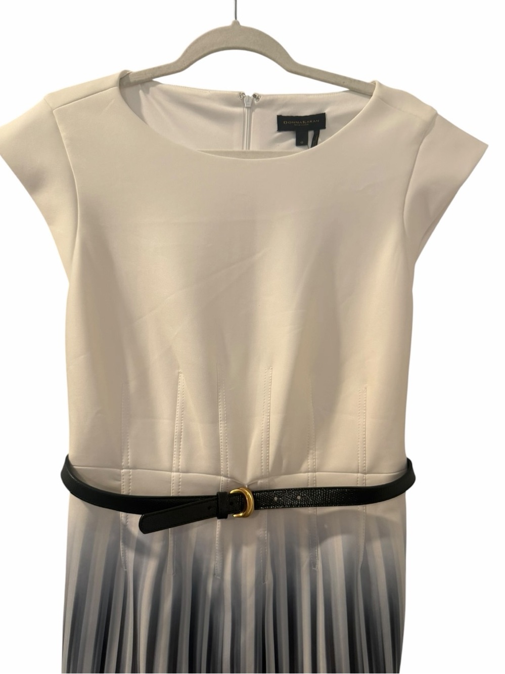 Donna Karan New York Ombre Pleated Sheath Dress with Belt size 10 NWT - Picture 11 of 11